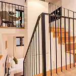 St Paul\'S I Your Apartment
