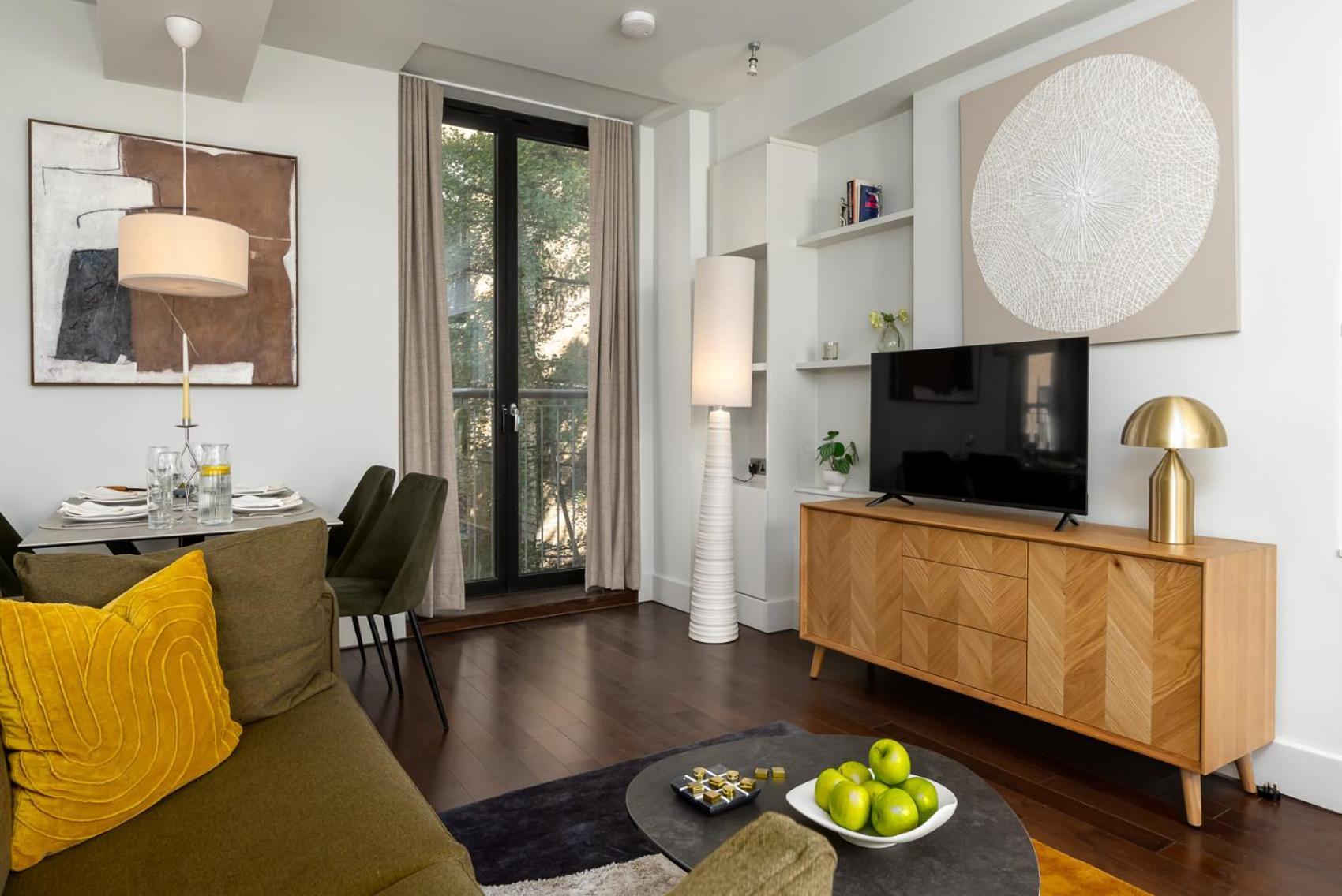 Apartment St Paul's I Your